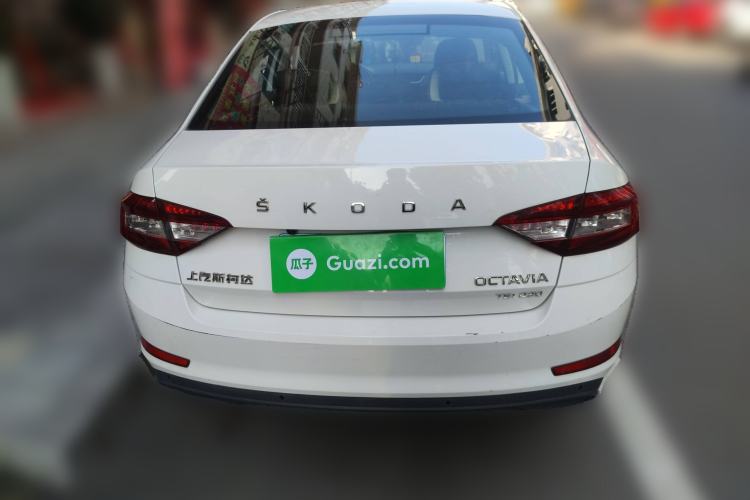 Used Skoda Octavia 2019 TSI230 DSG Smart & Comfort Edition China VI Standard
