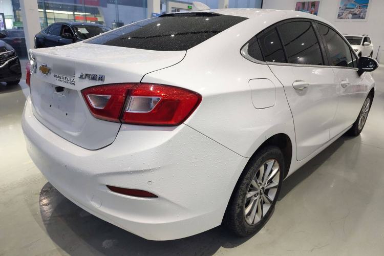 Used Chevrolet Cruze 2017 1.5L Manual Xuanfeng Edition
