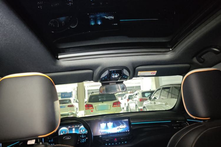 Used Ford Equator 2023 EcoBoost 225 Obsidian Orange Edition Prestige 7-Seater (2/2/3)
