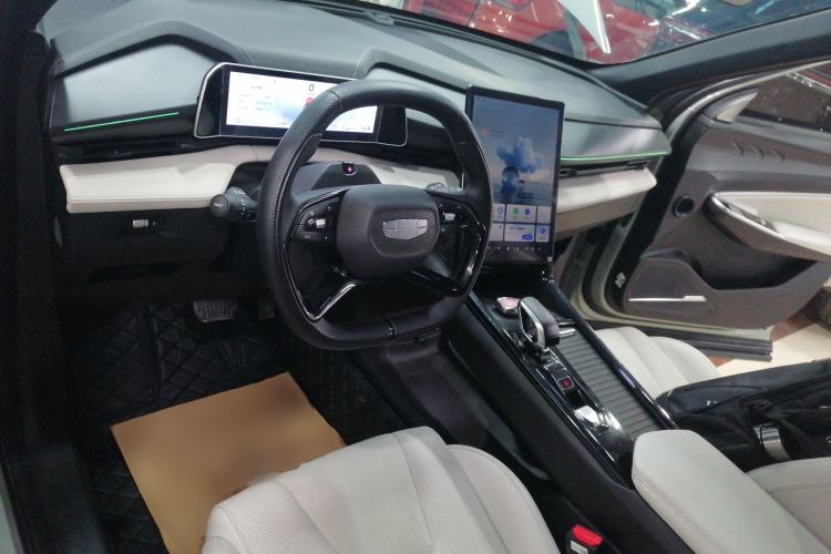 Used Geely Auto Emgrand X7 Sport 2023 Boyue COOL 1.5TD ZhiZun Edition