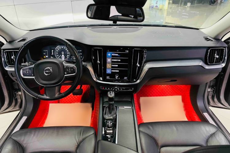 Used Volvo S60 2021 T4 Zhiyi Luxury Edition