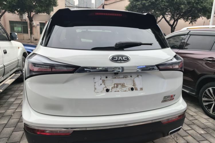 Used  Refine S7 2017 1.5T Automatic Luxury Model