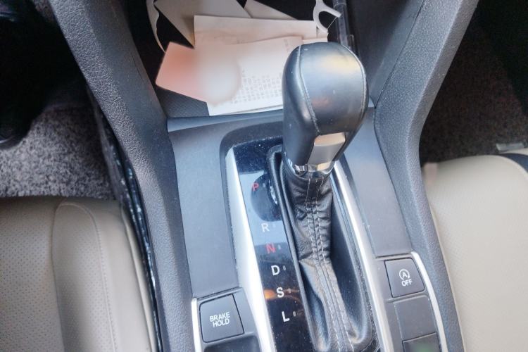 Used Honda Civic 2016 220TURBO CVT Prestige Edition
