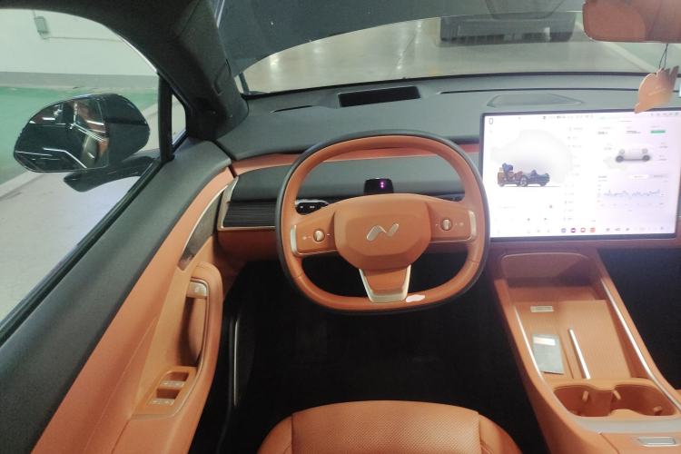 Used ONVO L60 2024 60 kWh All-Wheel Drive
