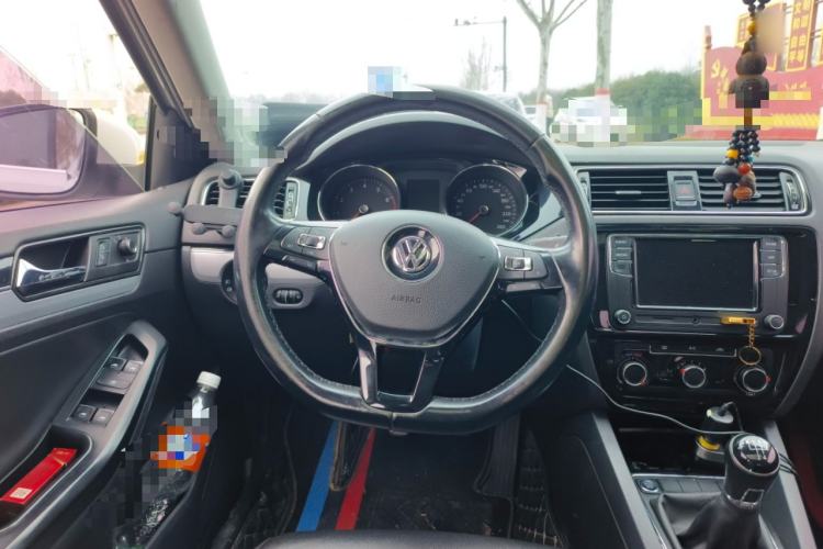 Used Volkswagen Sagitar 2018 1.6L Manual Comfort Model