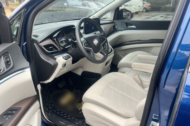 Used Buick GL8 2023 Land Executive Class Smart Enjoyment Model
