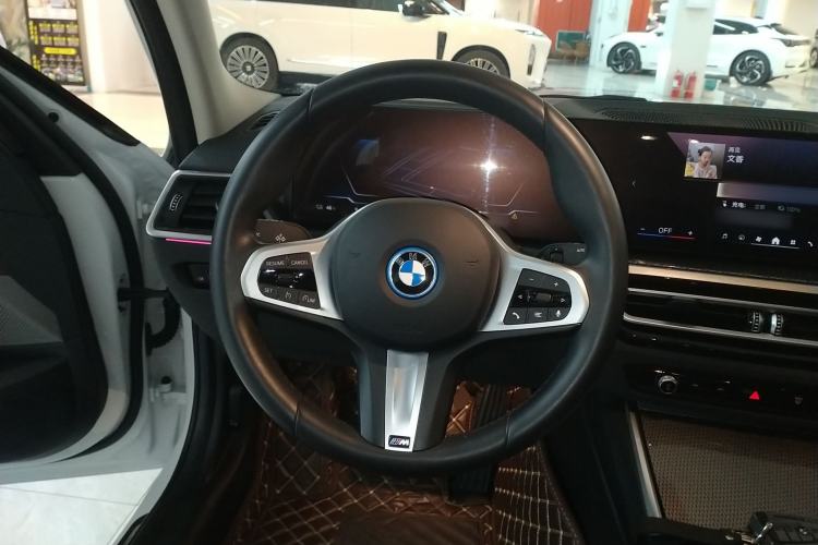Used BMW i3 2022 eDrive 35 L
