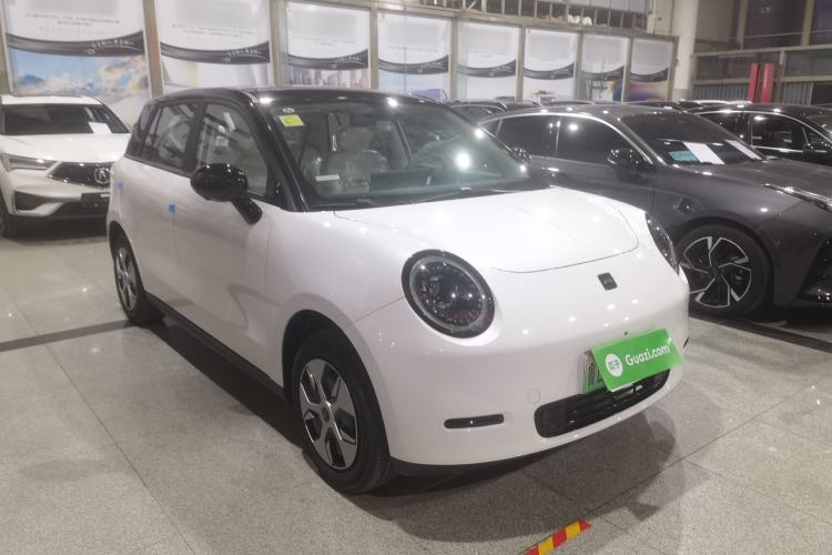 Used  3 2025 330km Trendy Delight Version
