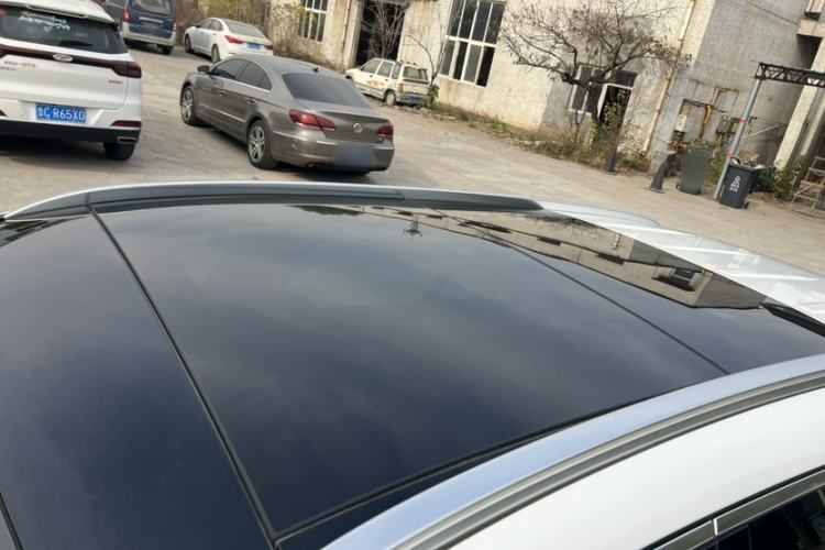 Used Mercedes-Benz GLC 2019 Facelift GLC 260 L 4MATIC Luxury Model
