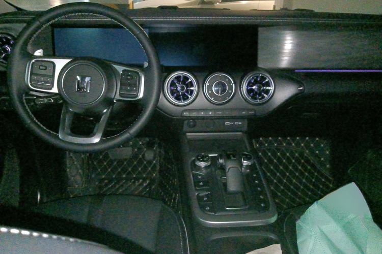 Used Tank 300 2023 City Edition 2.0T—Stylish as Ever
