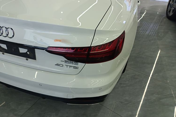 Used Audi A4L 2022 40 TFSI Luxury Dynamic Model
