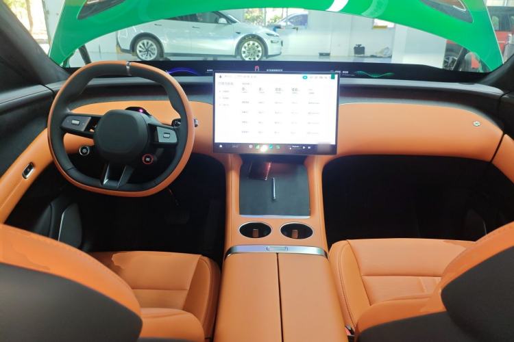 Used  YU7 2025 Ultra-Long Range High-Performance All-Wheel-Drive Max Edition
