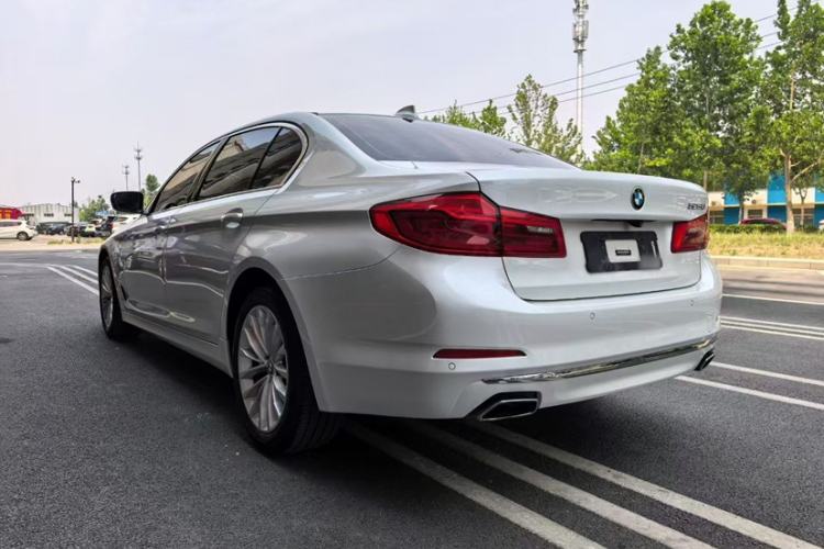 Used BMW 5 Series 2019 Facelifted 525Li Luxury Package
