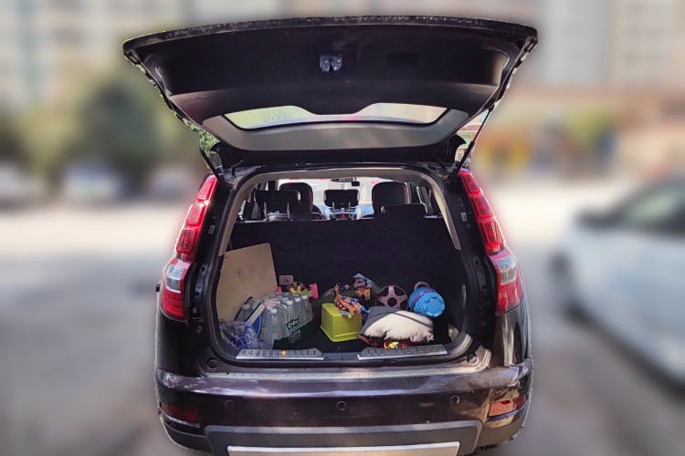 Used Geely Auto GX7 2015 Classic Edition 1.8L Manual Elite Model China V Standard