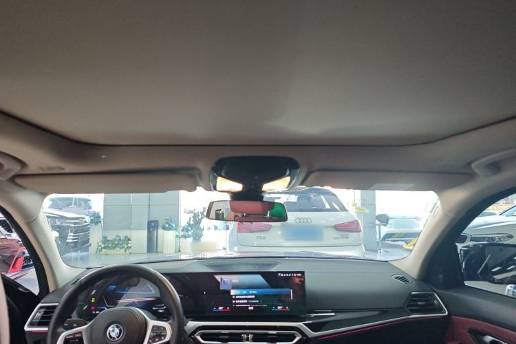 Used BMW i3 2022 eDrive 35 L
