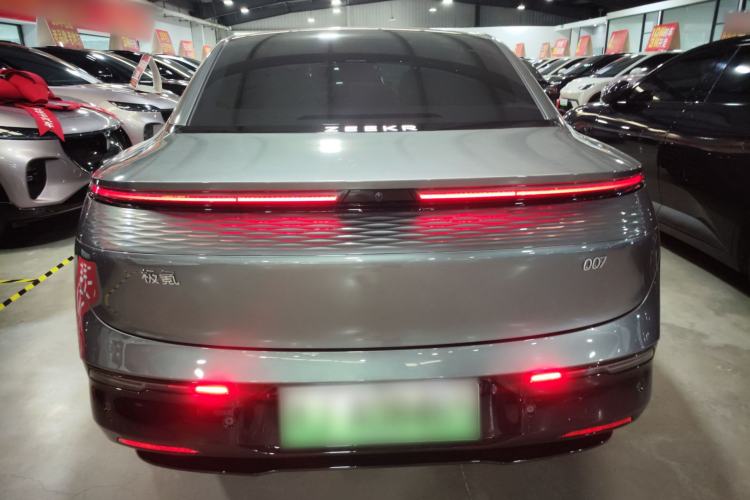 Used Zeekr 007 2024 Rear-Drive Enhanced Version 75 kWh
