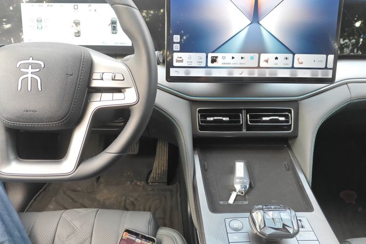 Used BYD Song L DM-i 2025 Intelligent Driving Version 160 km Beyond-Range Type
