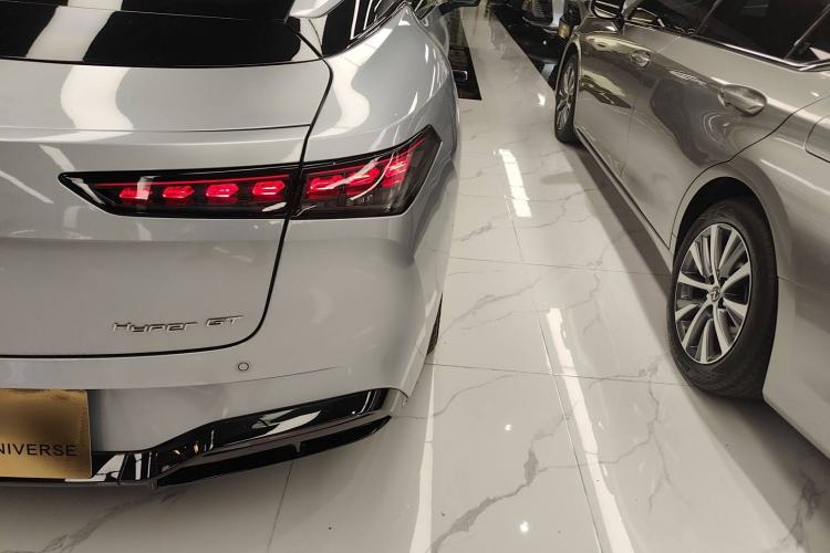 Used  GT 2023 560 Rear-Drive Seven-Wing Edition
