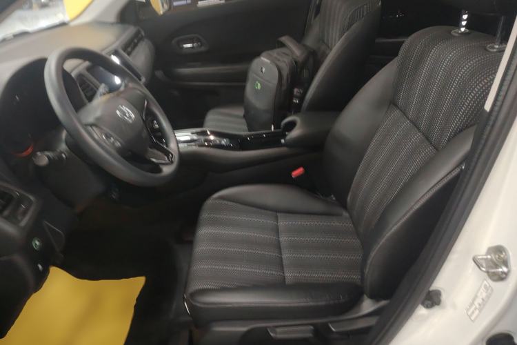 Used Honda Vezel 2017 1.8L CVT Front-Wheel Drive Pioneer Edition