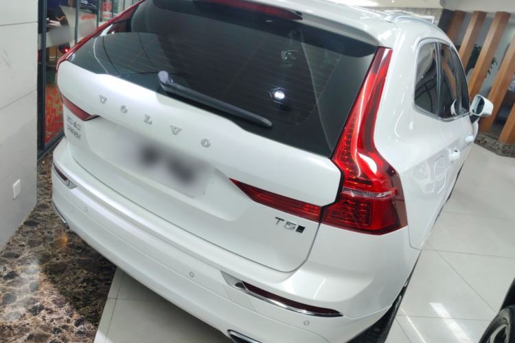 Used Volvo XC60 2021 T5 4x4 Smart Luxury Edition