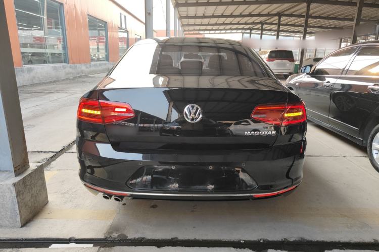 Used Volkswagen Magotan 2018 280TSI DSG Leading Model
