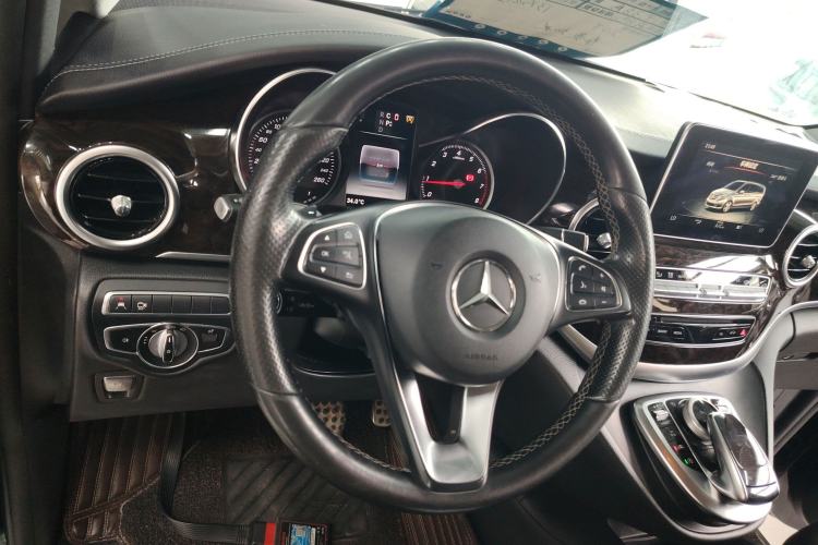 Used Mercedes-Benz V-Class 2018 V 260 L Prestige Extended Version China VI