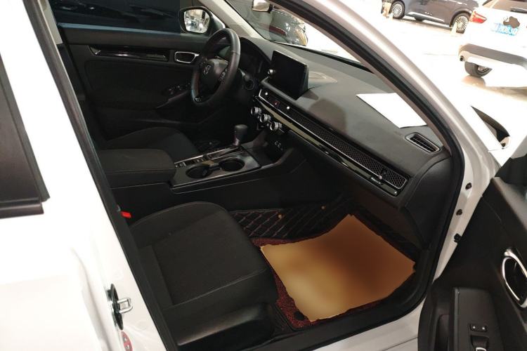 Used Honda Civic 2023 240TURBO CVT Dynamic · Center Stage Special Edition