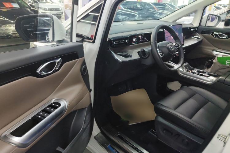 Used GAC Trumpchi Trumpchi E8 2024 Honor Series 2.0L Honor Edition
