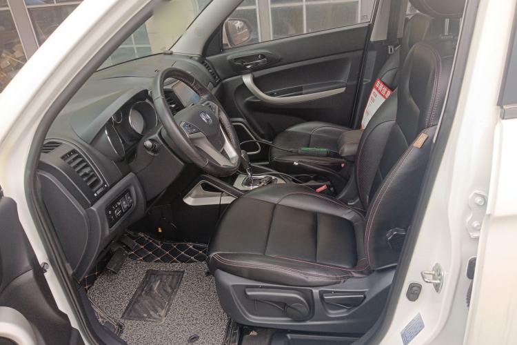 Used Changan CS35 2014 1.6L Automatic Luxury Model China IV Standard