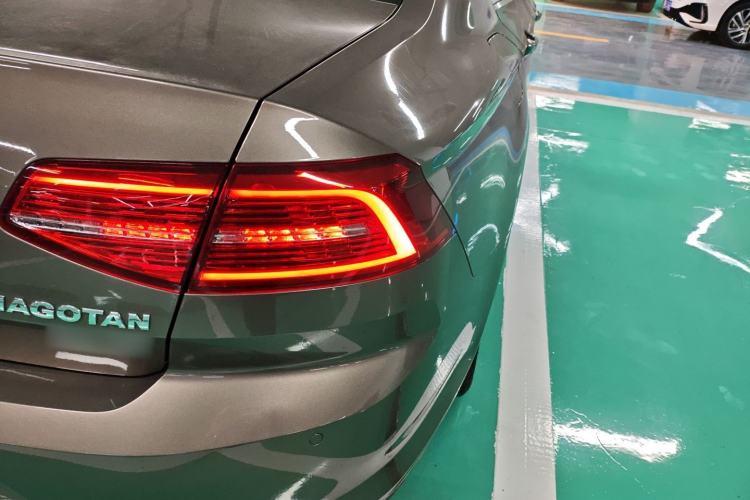 Used Volkswagen Magotan 2018 330TSI DSG Advanced Model