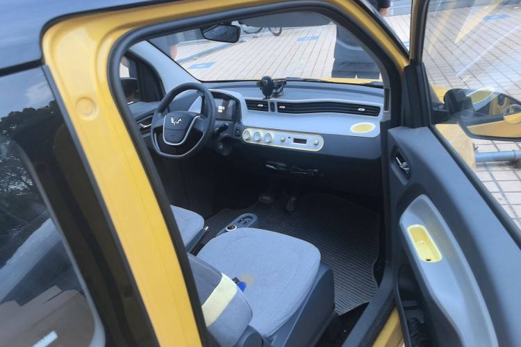 Used Wuling Hongguang MINIEV 2021 Macaron Fashion Edition Lithium-Ion Battery
