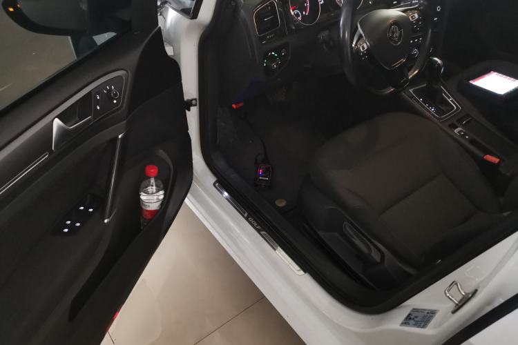 Used Volkswagen Golf 2017 230TSI Automatic Comfort Edition – Celebrating Milestone of One Million Units
