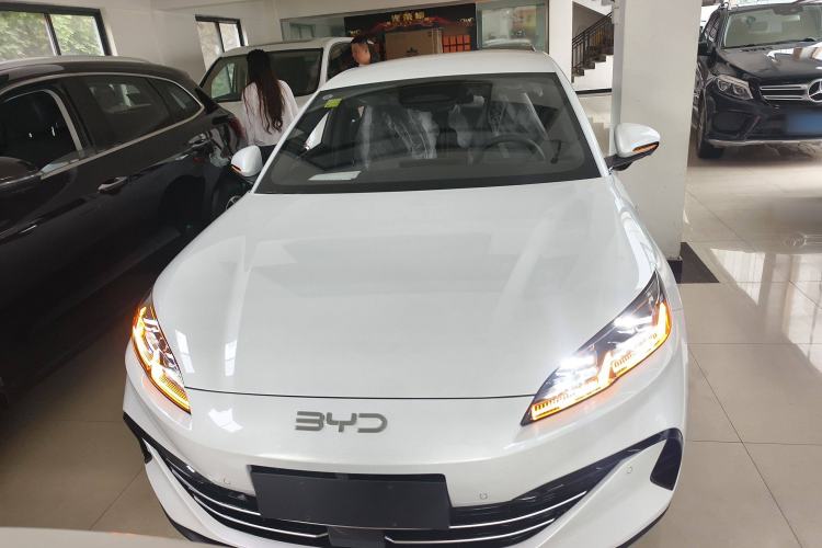 Used BYD Seal 06 New Energy 2025 DM-i Smart Drive 80KM Luxury Model

