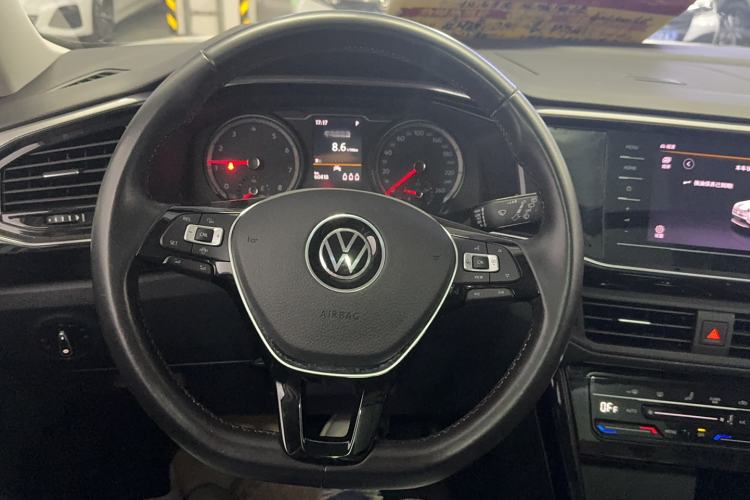 Used Volkswagen Tayron 2021 330TSI Two-Wheel Drive Luxury Smart Connectivity Version
