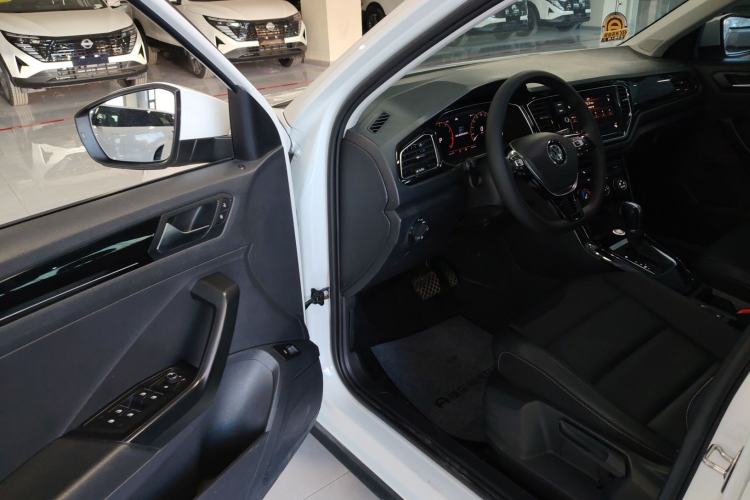 Used Volkswagen T-ROC 2020 280TSI DSG Two-Wheel Drive Comfort Version
