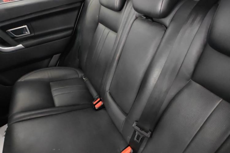 Used Land Rover Discovery Sport 2019 240 PS SE Version China VI Standard