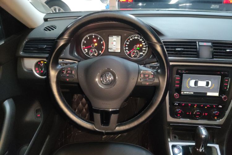 Used Volkswagen Passat 2015 1.8TSI DSG Prestige Edition
