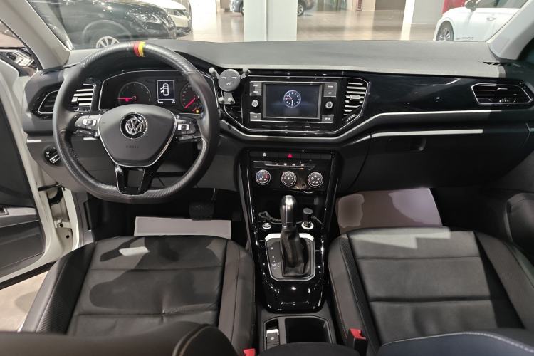 Used Volkswagen T-ROC 2018 280TSI DSG Two-Wheel Drive Comfort Version China VI Standard
