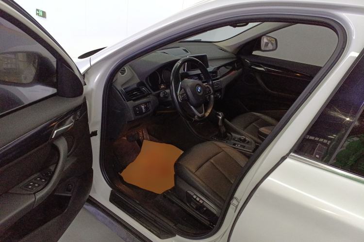 Used BMW X1 2018 sDrive20Li Leading Model
