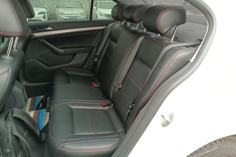 Used Volkswagen Lavida 2017 1.6L Automatic Fashion Edition