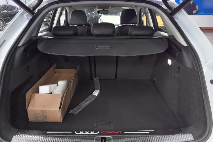 Used Audi Q3 2017 35 TFSI Fashion Model
