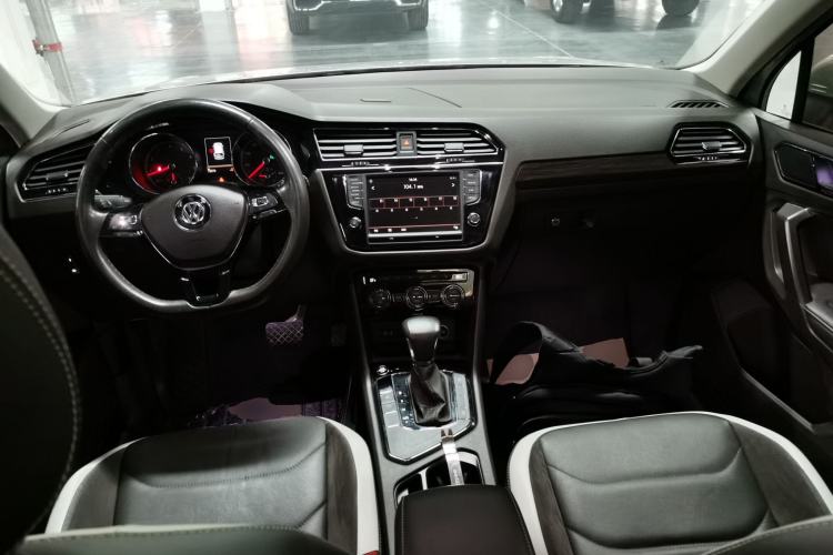 Used Volkswagen Tiguan L 2018 330TSI Automatic Two-Wheel Drive Luxury Edition
