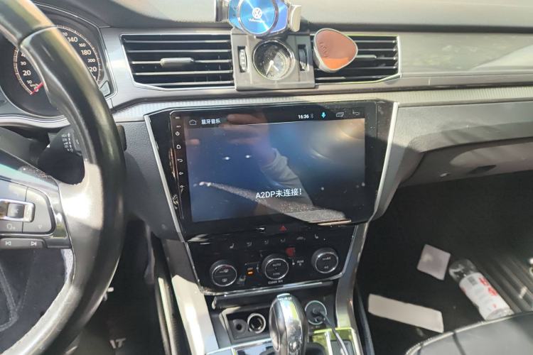 Used Volkswagen Passat 2016 330TSI DSG Luxury Edition
