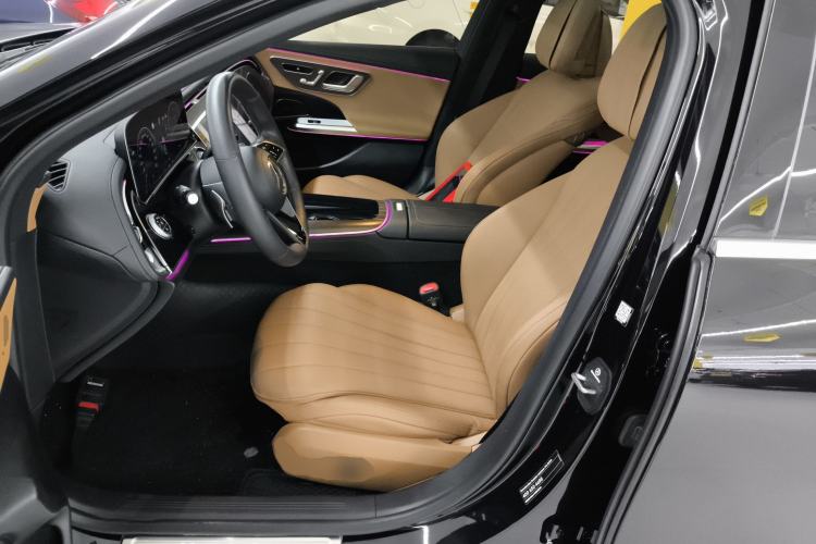 Used Mercedes-Benz E-Class New Energy 2024 E 350 e L Plug-in Hybrid Sedan
