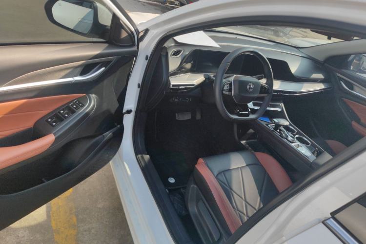 Used Changan Eado 2023 Changan Edition PLUS Blue Whale NE 1.4T GDI DCT Prestige Version