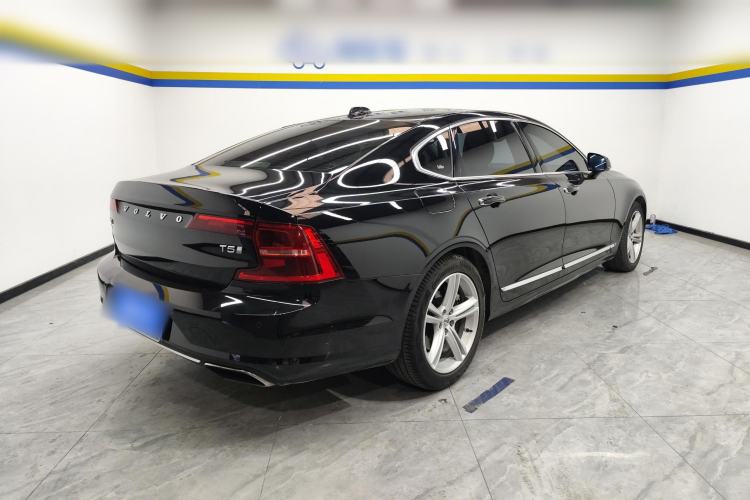 Used Volvo S90 2019 T5 Zhiyi Edition
