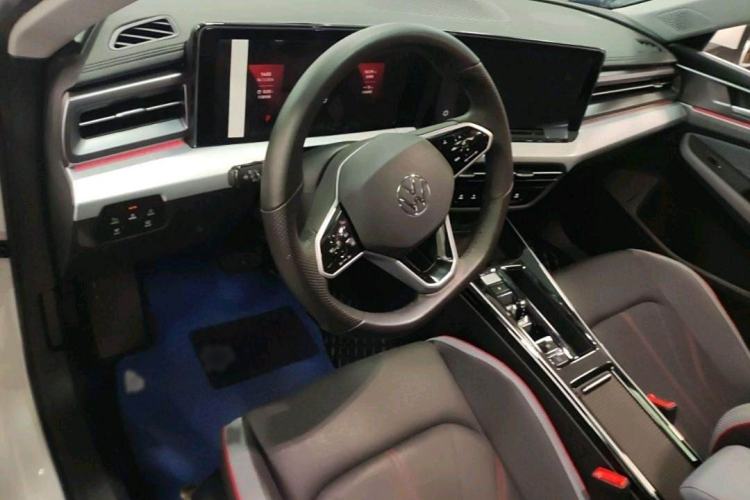 Used Volkswagen Lamando 2023 Lavida L 280TSI DSG Cool & Spicy Edition
