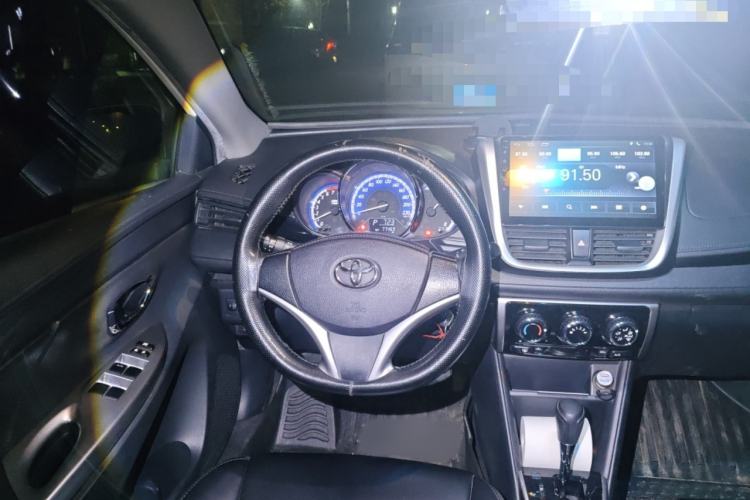 Used Toyota YARiS L 2016 Revised Version 1.5G CVT with Dynamic Sunroof
