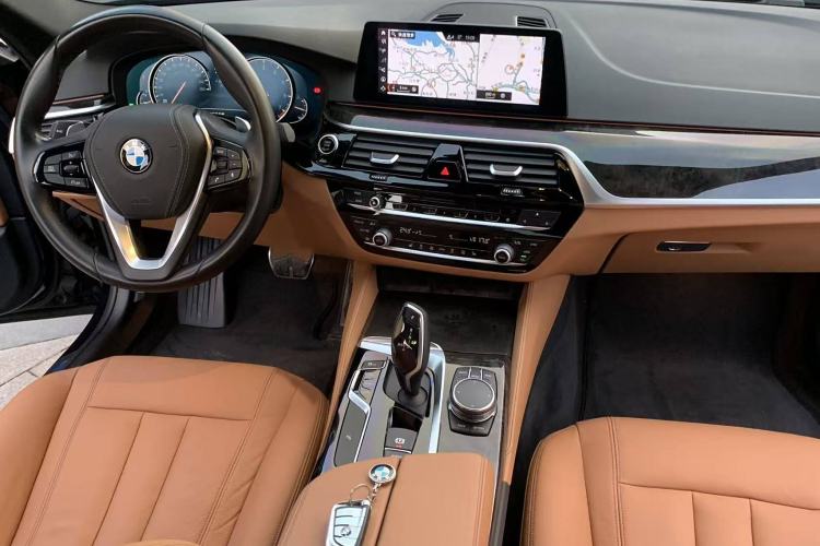 Used BMW 5 Series 2018 530Li Leading Model M Sport Package
