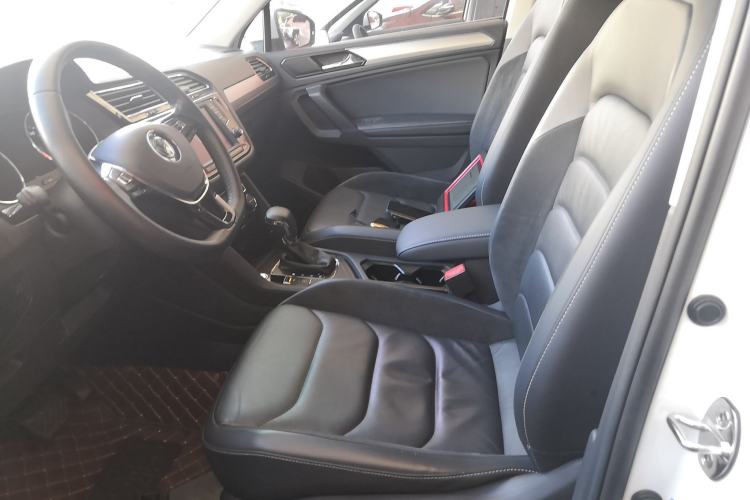 Used Volkswagen Tiguan L 2017 330TSI Automatic Two-Wheel Drive Luxury Edition
